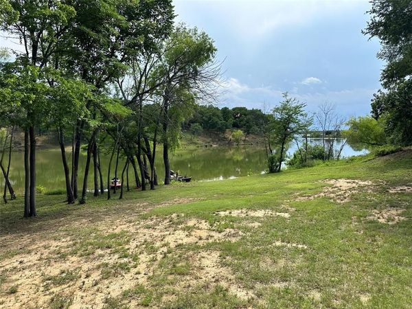 551 Horseshoe Trail , Oak Point, TX 75068