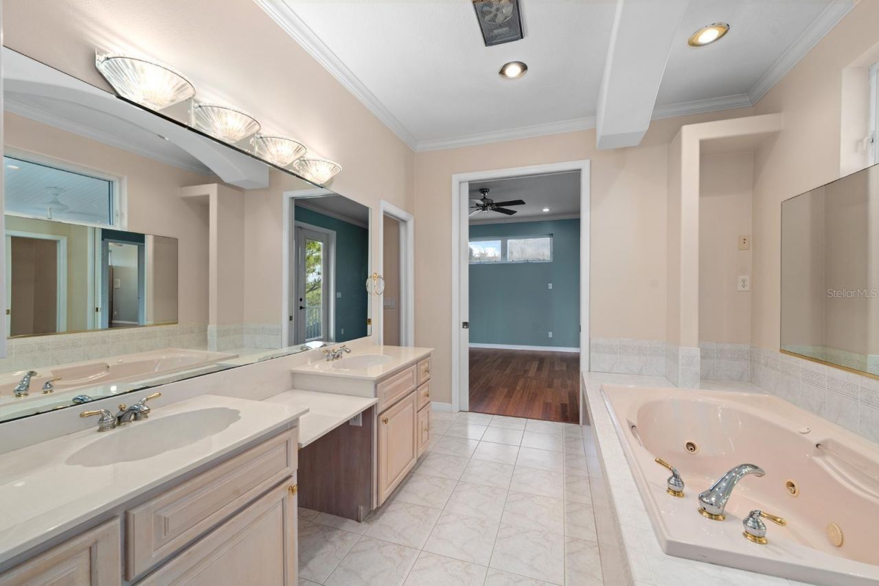921 Point Seaside Drive, Crystal Beach, FL 34681 Photo