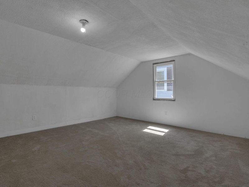 532 S Diamond Street , Mansfield, OH 44902 Photo 25