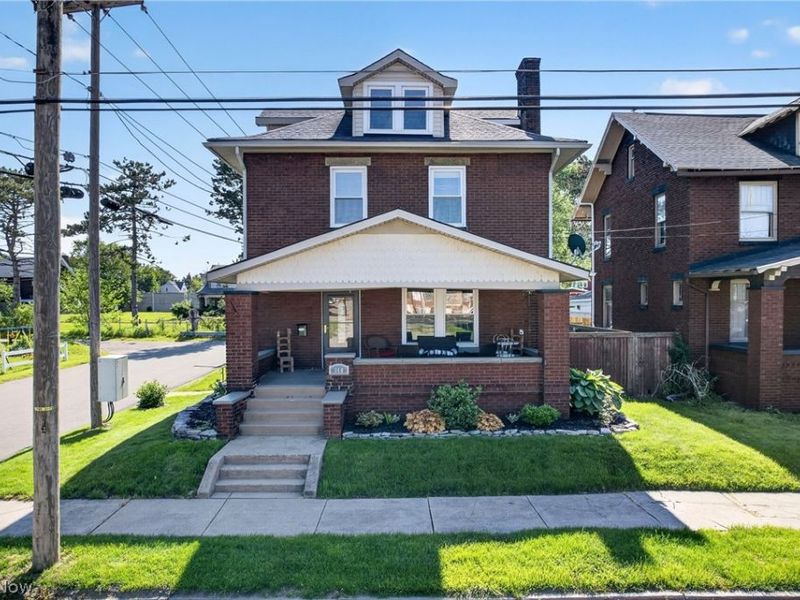 140 Smith Avenue NW, Canton, OH 44708 Photo 1