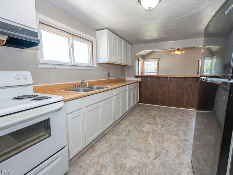 323 Steubenville Road SE, Carrollton, OH 44615 Photo 25