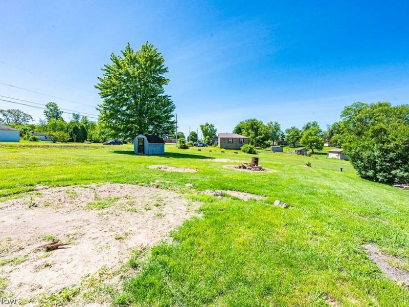 323 Steubenville Road SE, Carrollton, OH 44615 Photo 41