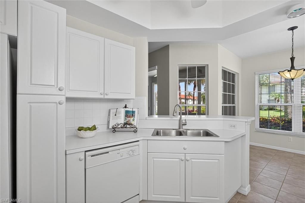 15170 Royal Windsor Ln, Unit 1202, Fort Myers, FL 33919 Photo