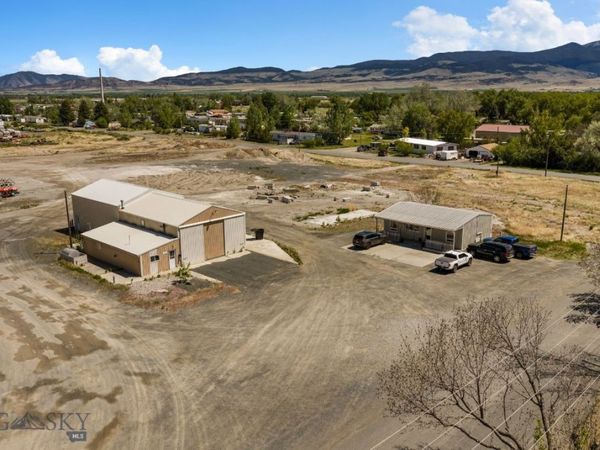2 S Lincoln Street , Whitehall, MT 59759