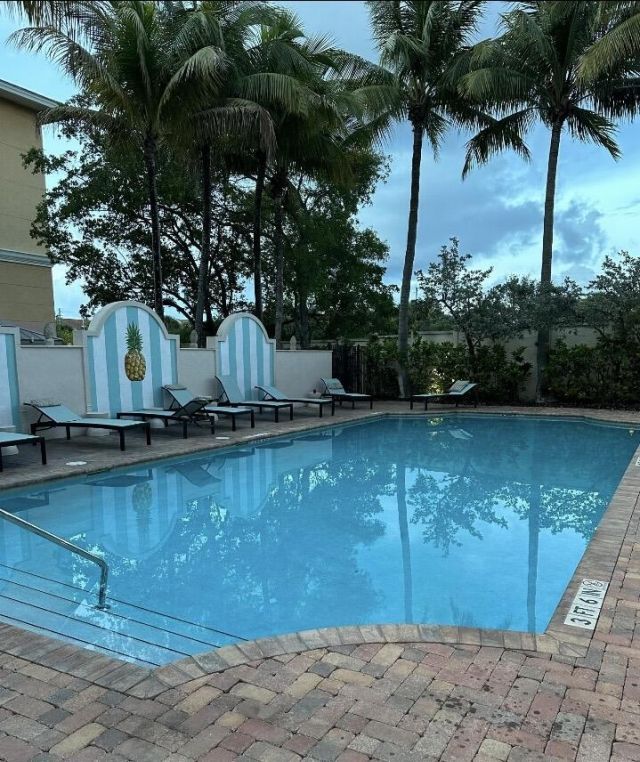 250 NE 3rd Avenue, Unit 1515, Delray Beach, FL 33444 Photo