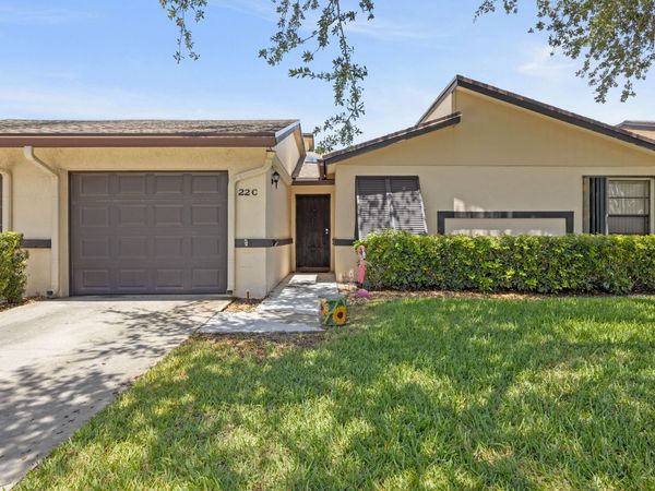 22 Ridge Pointe Drive, Unit C, Boynton Beach, FL 33435