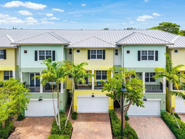 236 S Latitude Circle, Delray Beach, FL 33483