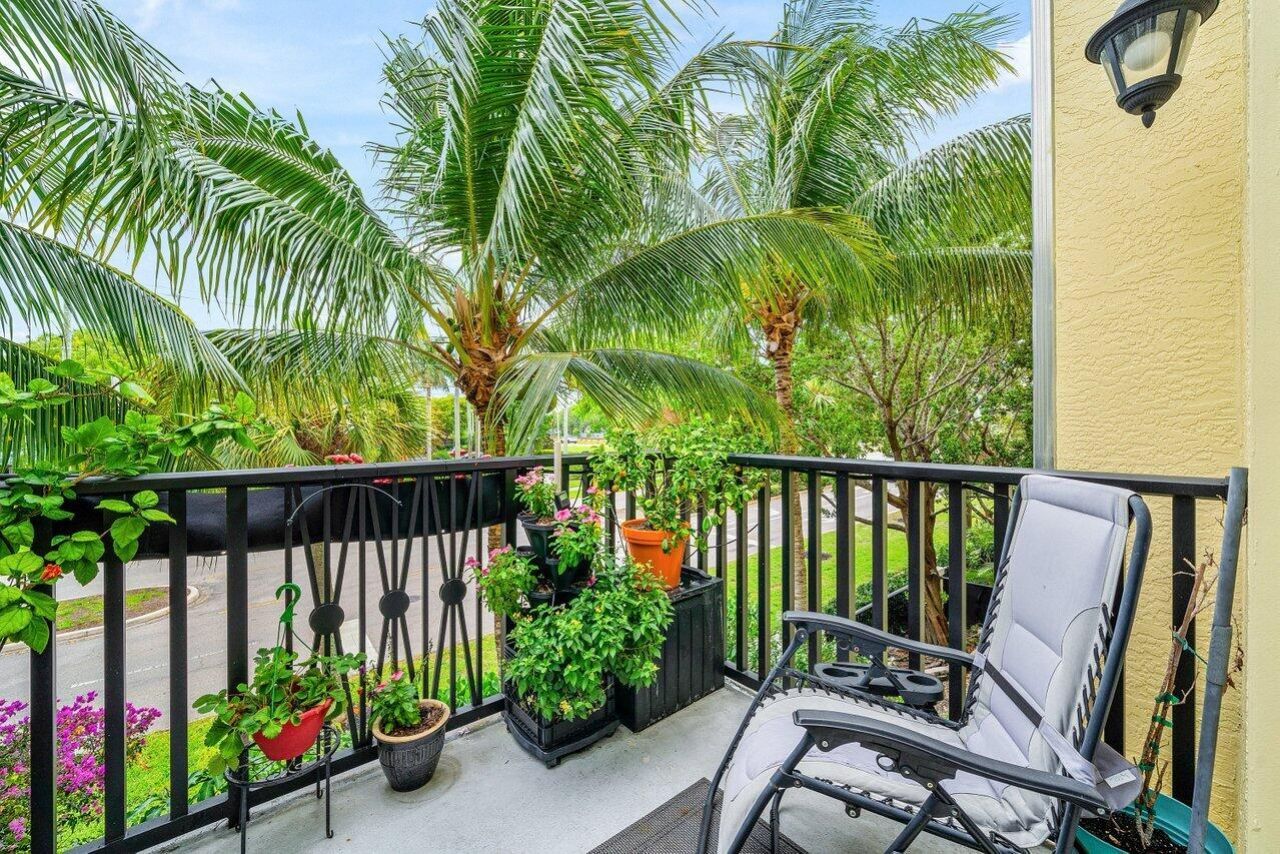 236 S Latitude Circle, Delray Beach, FL 33483 Photo