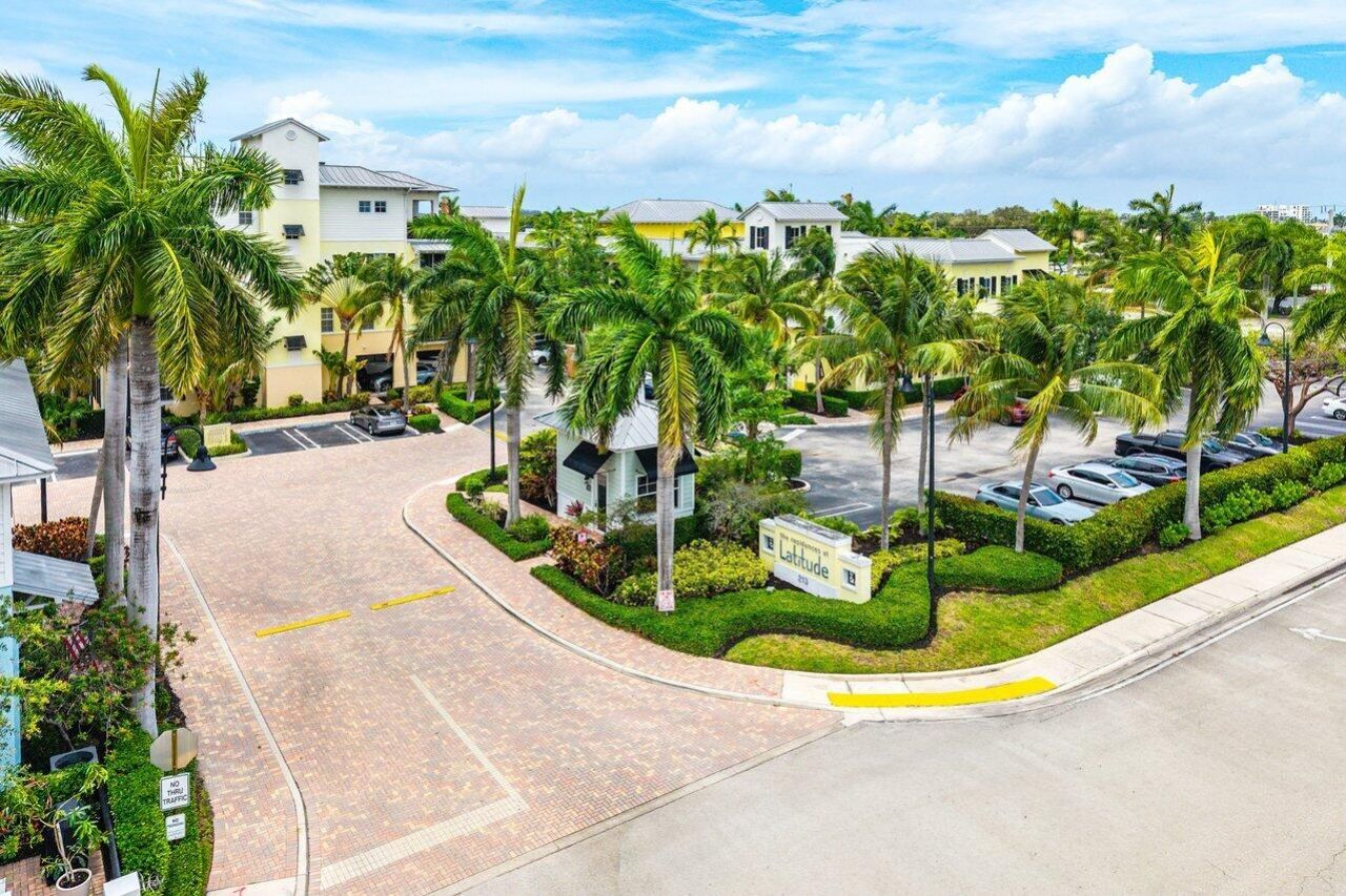 236 S Latitude Circle, Delray Beach, FL 33483 Photo