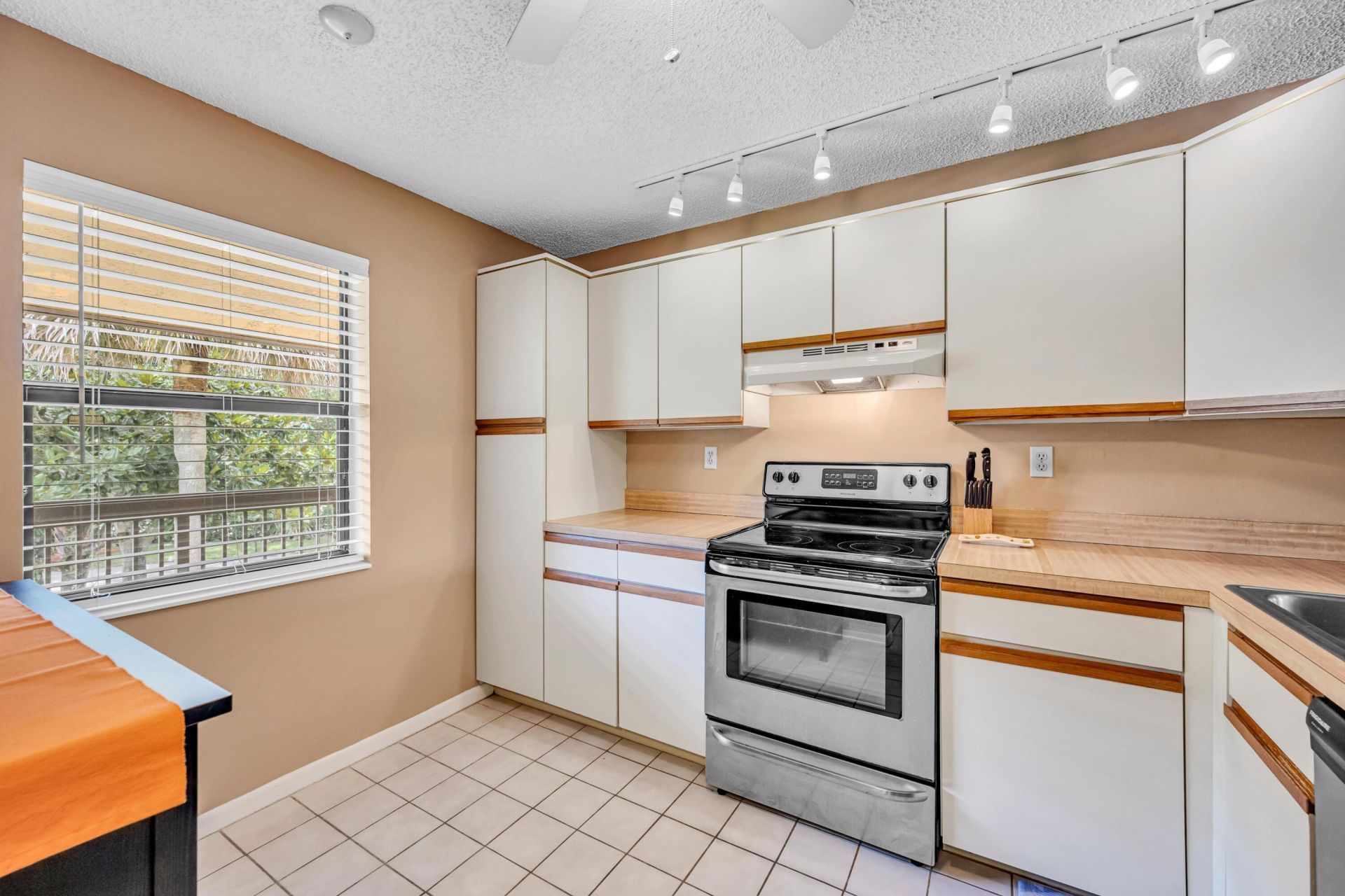 3123 Carambola Circle S, Unit 3123, Coconut Creek, FL 33066 Photo