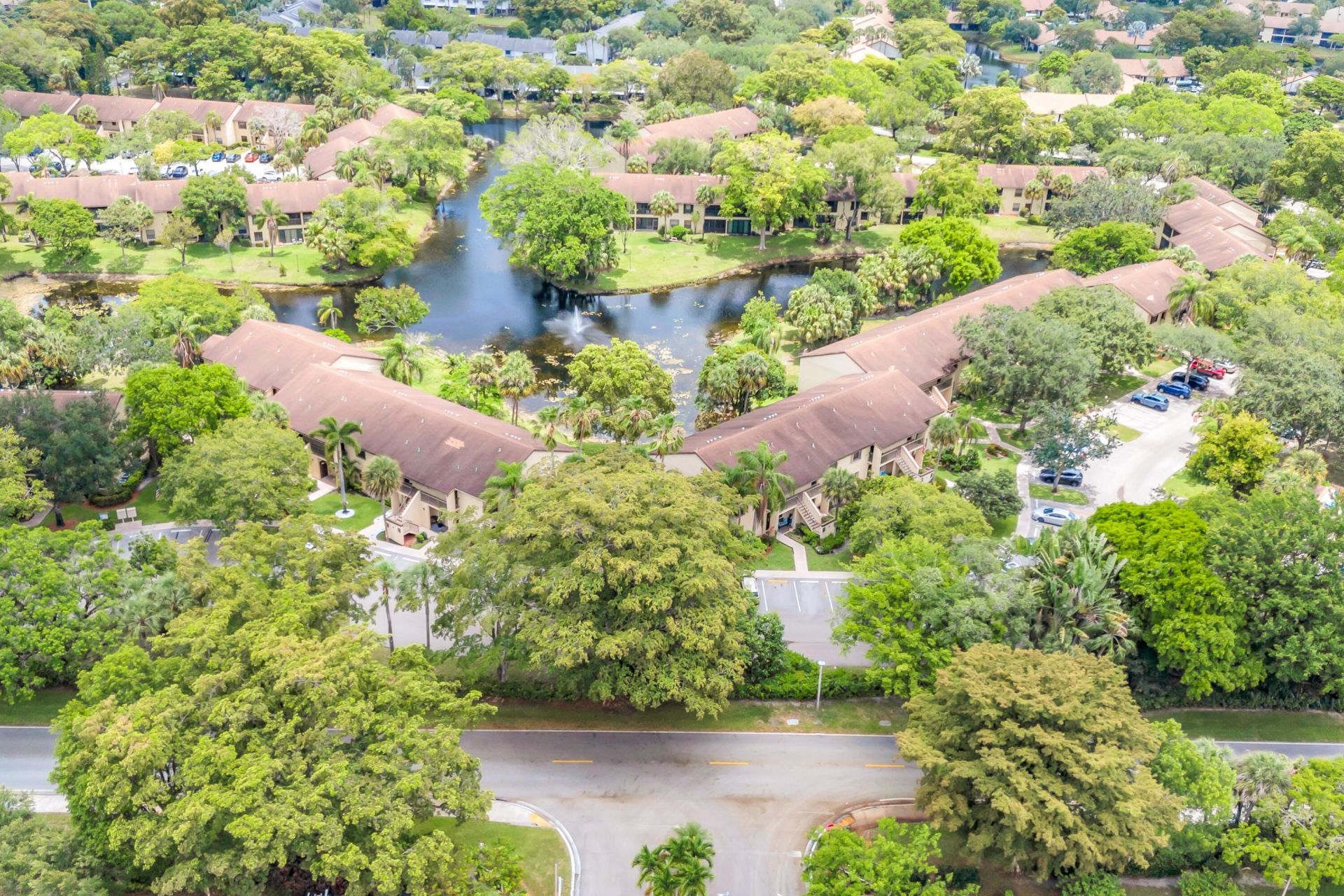 3123 Carambola Circle S, Unit 3123, Coconut Creek, FL 33066 Photo