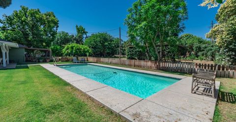 5426 Columbia Dr, Fresno, CA 93727 Photo