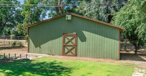 5426 Columbia Dr, Fresno, CA 93727 Photo