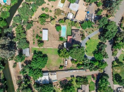 5426 Columbia Dr, Fresno, CA 93727 Photo