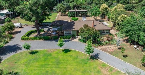 5426 Columbia Dr, Fresno, CA 93727 Photo