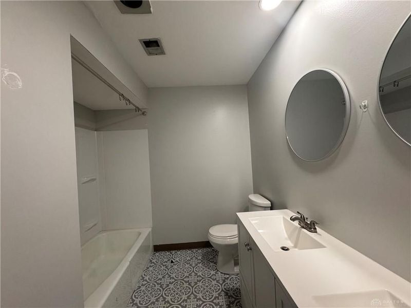 30 Poinciana Drive, Unit 1, Dayton, OH 45459 Photo 13