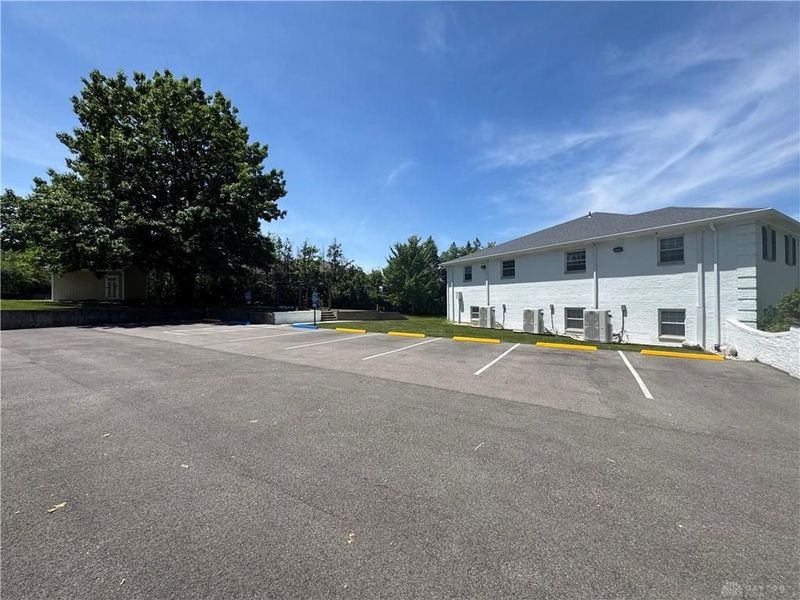 30 Poinciana Drive, Unit 1, Dayton, OH 45459 Photo 3