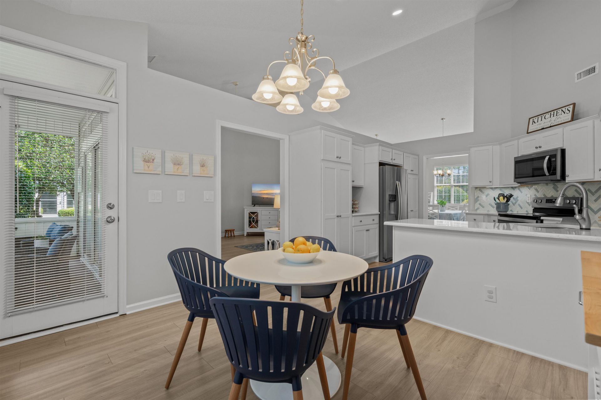 1204 Loblolly Ln. Photo 8