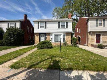 18453 Lauder Street, Detroit, MI 48235