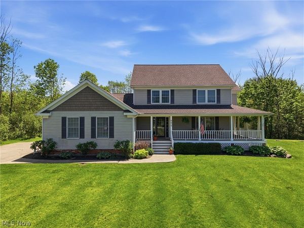 9475 Stafford Road , Chagrin Falls, OH 44023