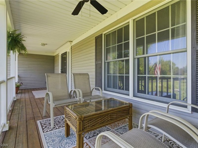 9475 Stafford Road, Chagrin Falls, OH 44023 Photo 6