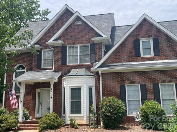 1009 Millwright Lane , Matthews, NC 28104