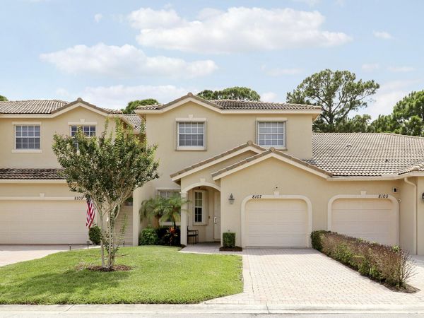 8107 Carnoustie Place, Port St. Lucie, FL 34986