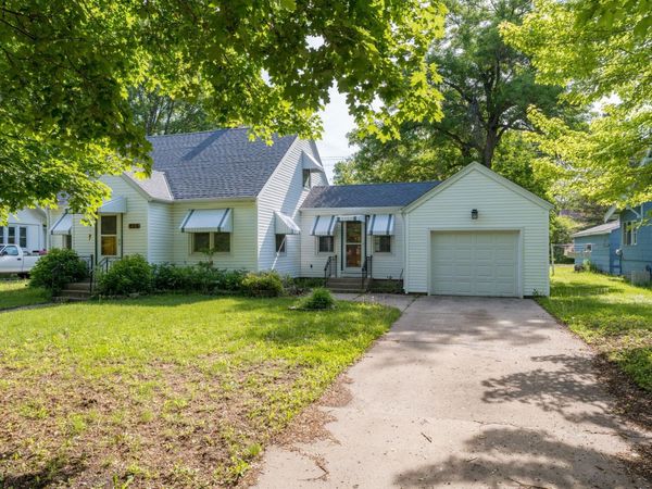 705 N Carver Street , Winthrop, MN 55396