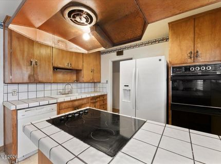 640 Rosewood Drive, Reno, NV 89509 Photo