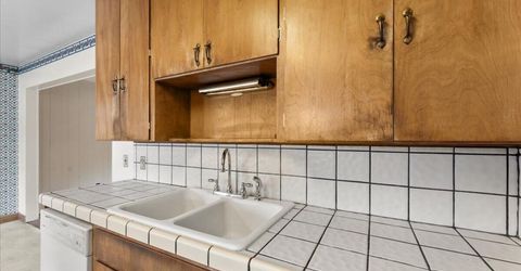 640 Rosewood Drive, Reno, NV 89509 Photo