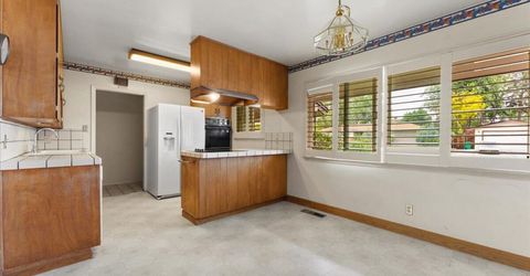 640 Rosewood Drive, Reno, NV 89509 Photo
