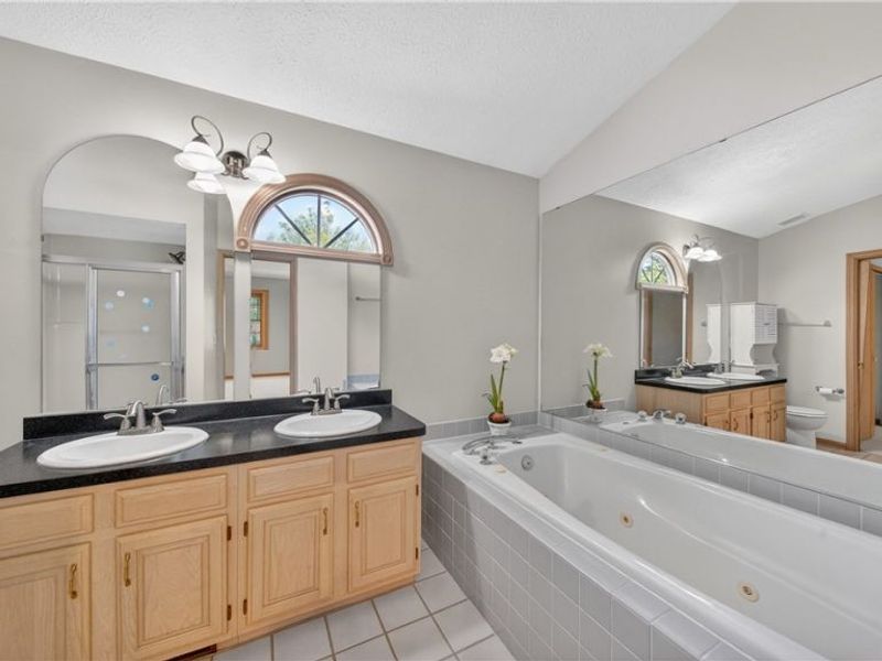 20745 Sun Meadow Trail, Strongsville, OH 44149 Photo 4