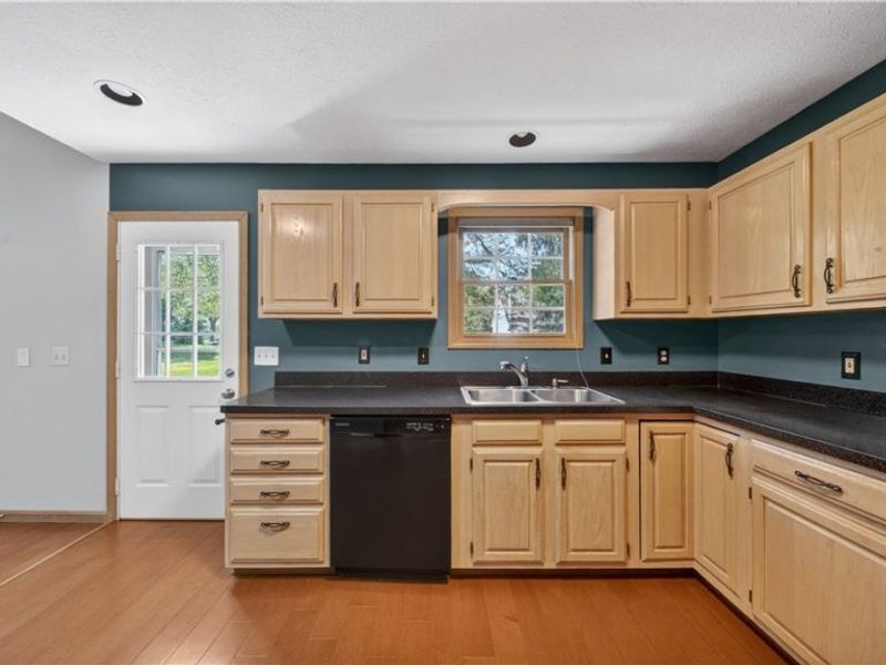 20745 Sun Meadow Trail, Strongsville, OH 44149 Photo 9