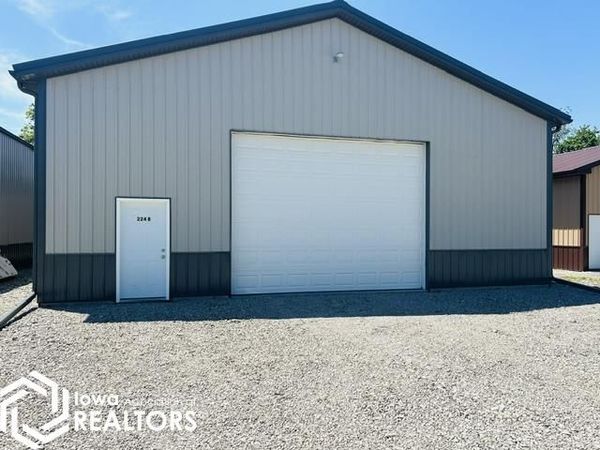 224B Woodland West Road, Montezuma, IA 50171