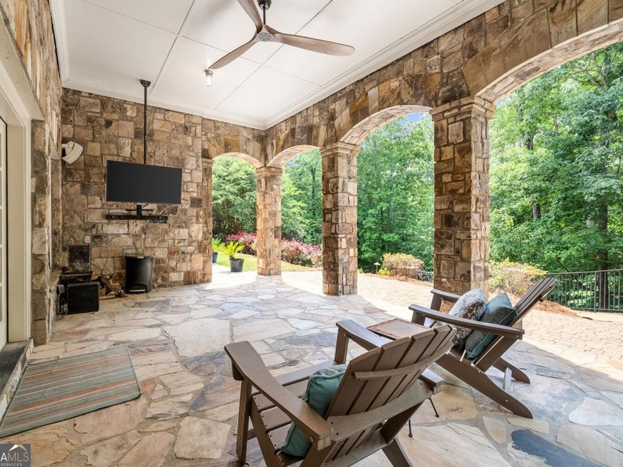 Property Image 112