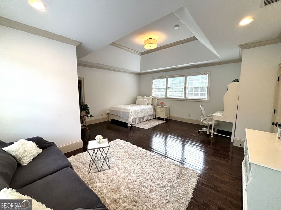 Property Image 77