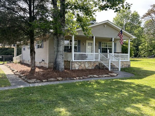 464 Brown Rd, Crossville, TN 38555