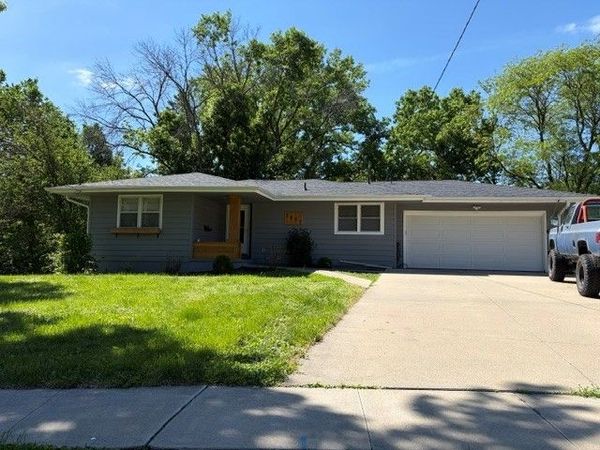 3907 29th Street , Des Moines, IA 50310