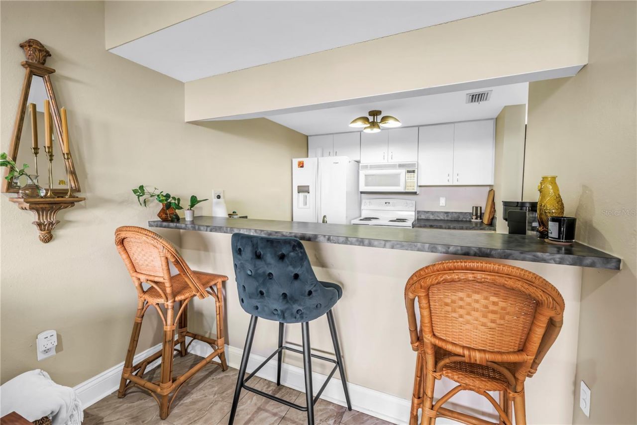 3595 41st Lane S, Unit D, Saint Petersburg, FL 33711 Photo