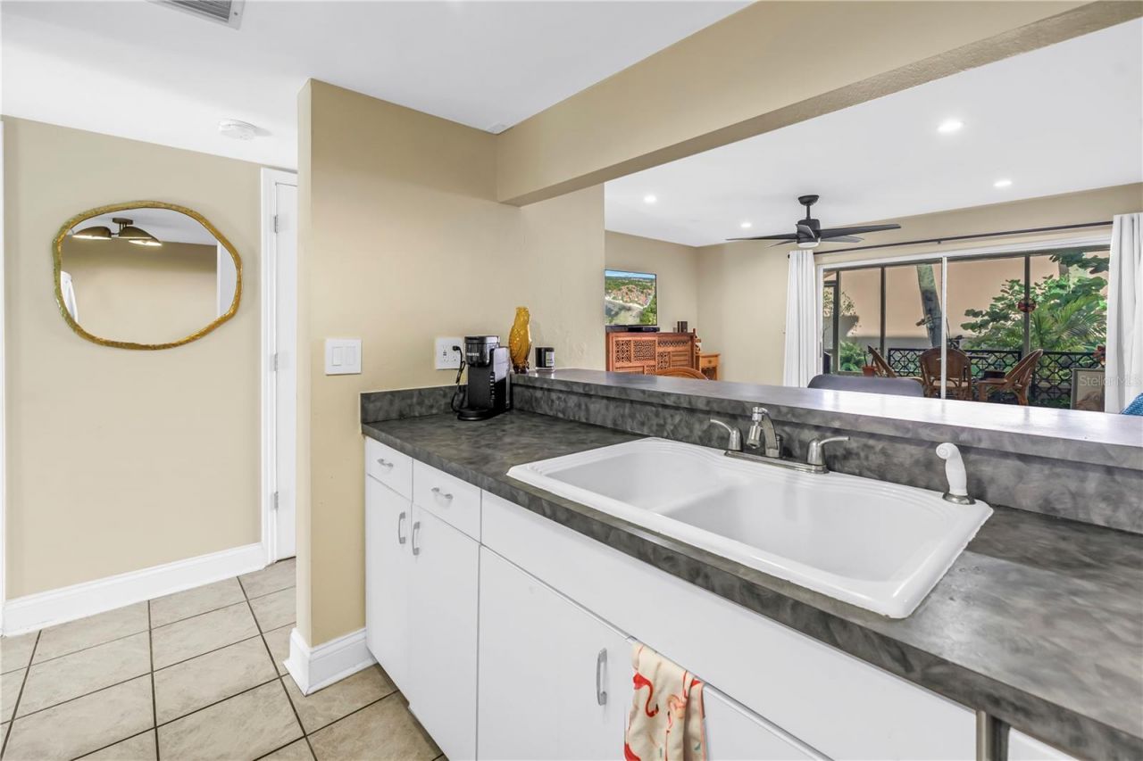 3595 41st Lane S, Unit D, Saint Petersburg, FL 33711 Photo