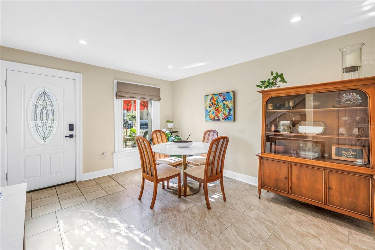 3595 41st Lane S, Unit D, Saint Petersburg, FL 33711 Photo