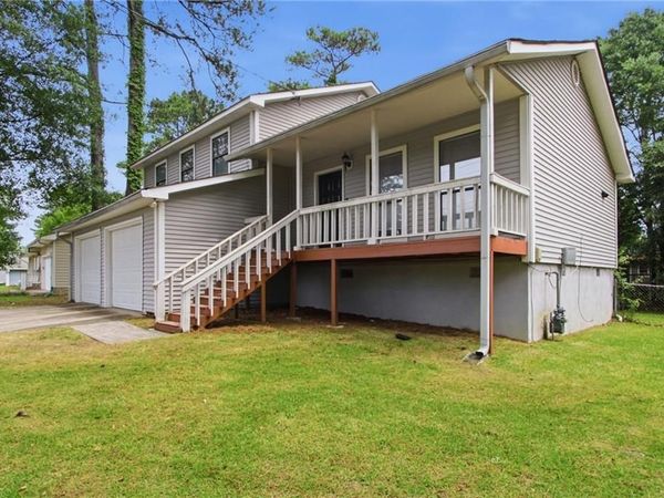 2612 Hewatt Road , Snellville, GA 30039