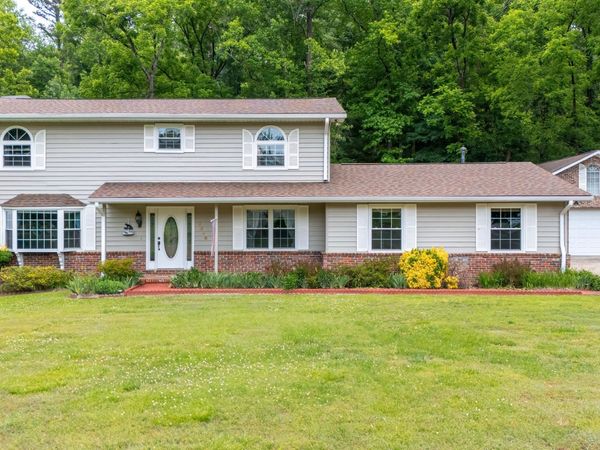 6848 Ivanwood Drive, Hixson, TN 37343