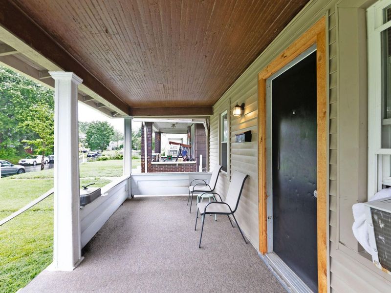1372 Aberdeen Avenue , Columbus, OH 43211 Photo 5