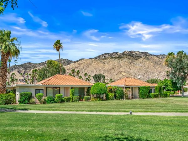 657 N Palomar Circle, Palm Springs, CA 92262