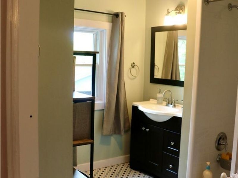 8463 Dewey Road, Montville, OH 44064 Photo 27