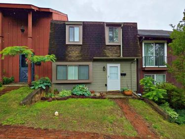 60 WOODLAKE DR, CHARLOTTESVILLE, VA 22911