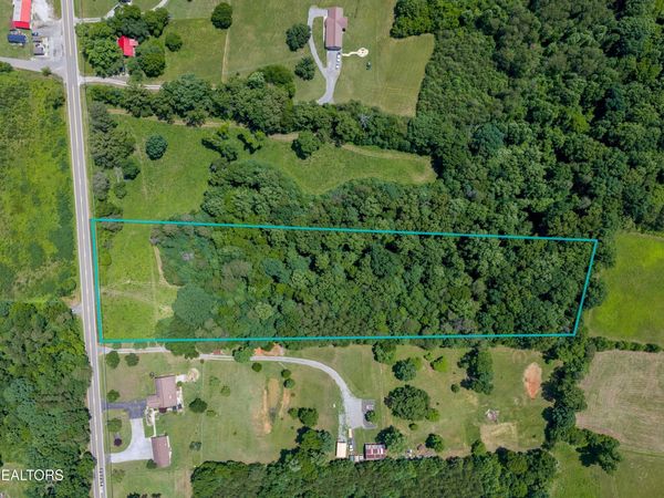 Asheville Hwy, Strawberry Plains, TN 37871