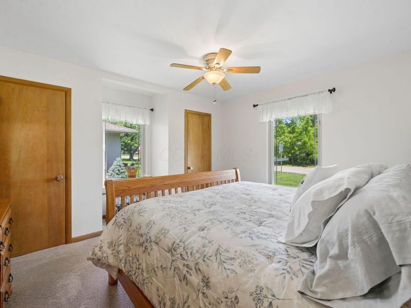 1770 Harwitch Road , Columbus, OH 43221 Photo 12