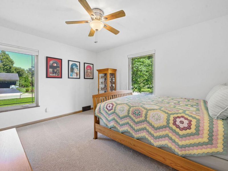 1770 Harwitch Road , Columbus, OH 43221 Photo 13